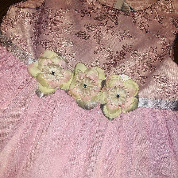 Baby girls pink dress in size 18m - Picture 3 of 3